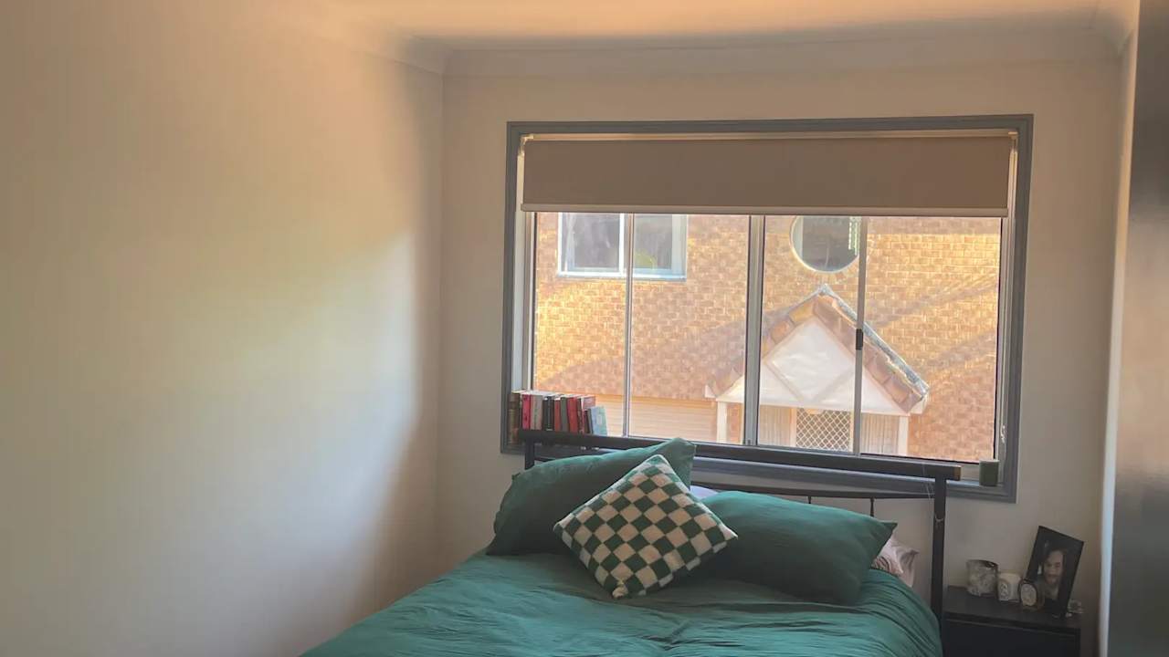 Room in a share house