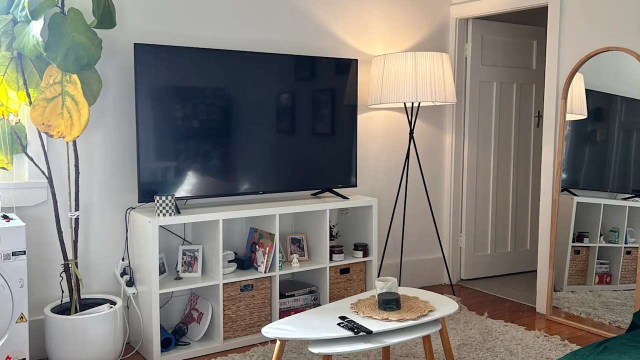 Furnished room in a flatshare