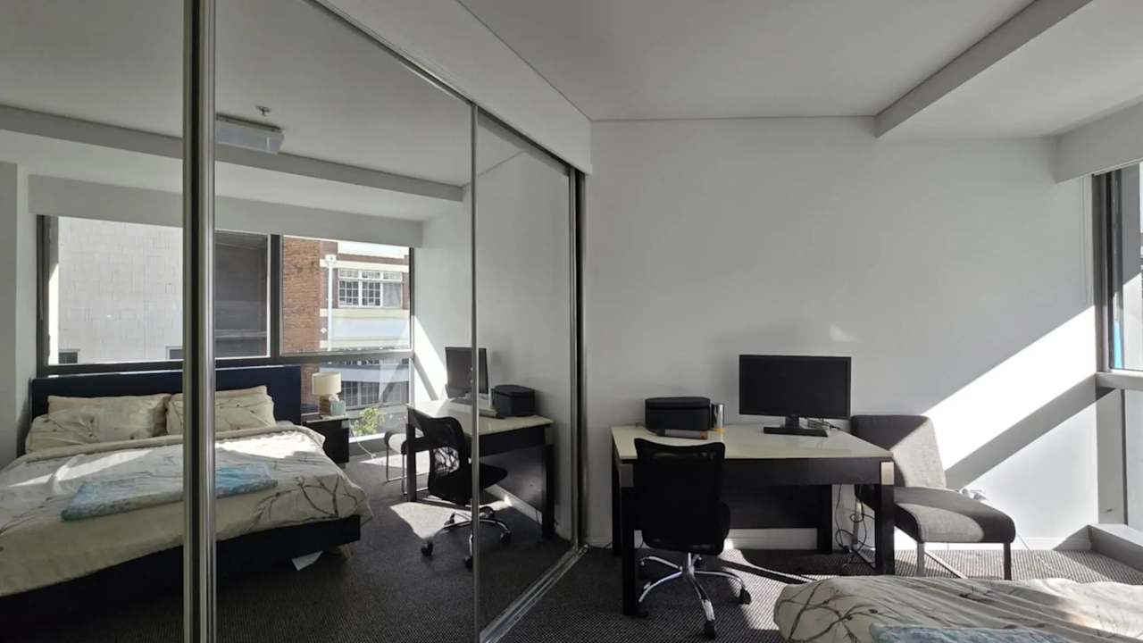 Furnished room in a flatshare
