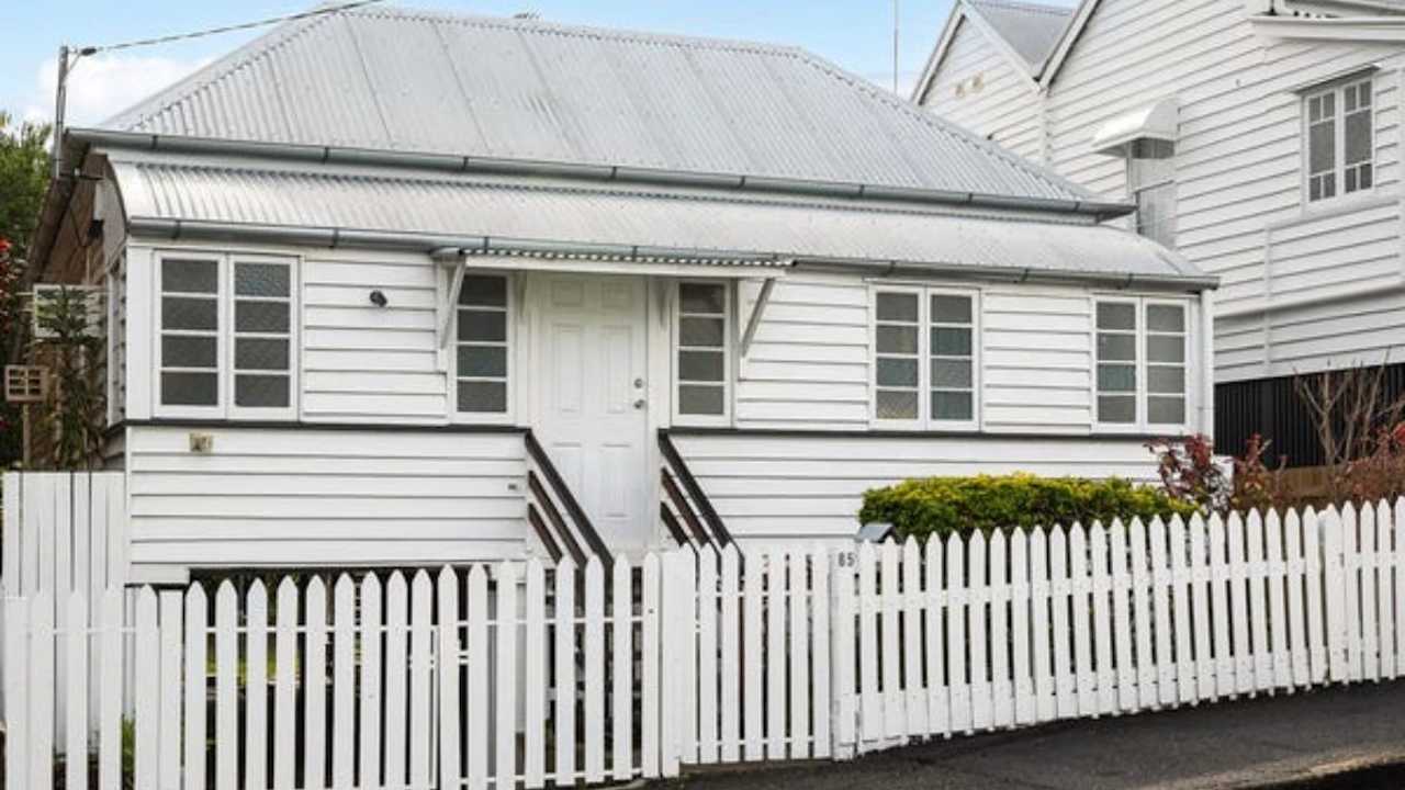Unfurnished room in a share house