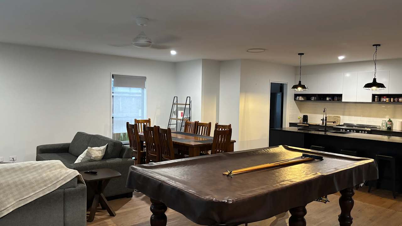 Unfurnished room in a share house