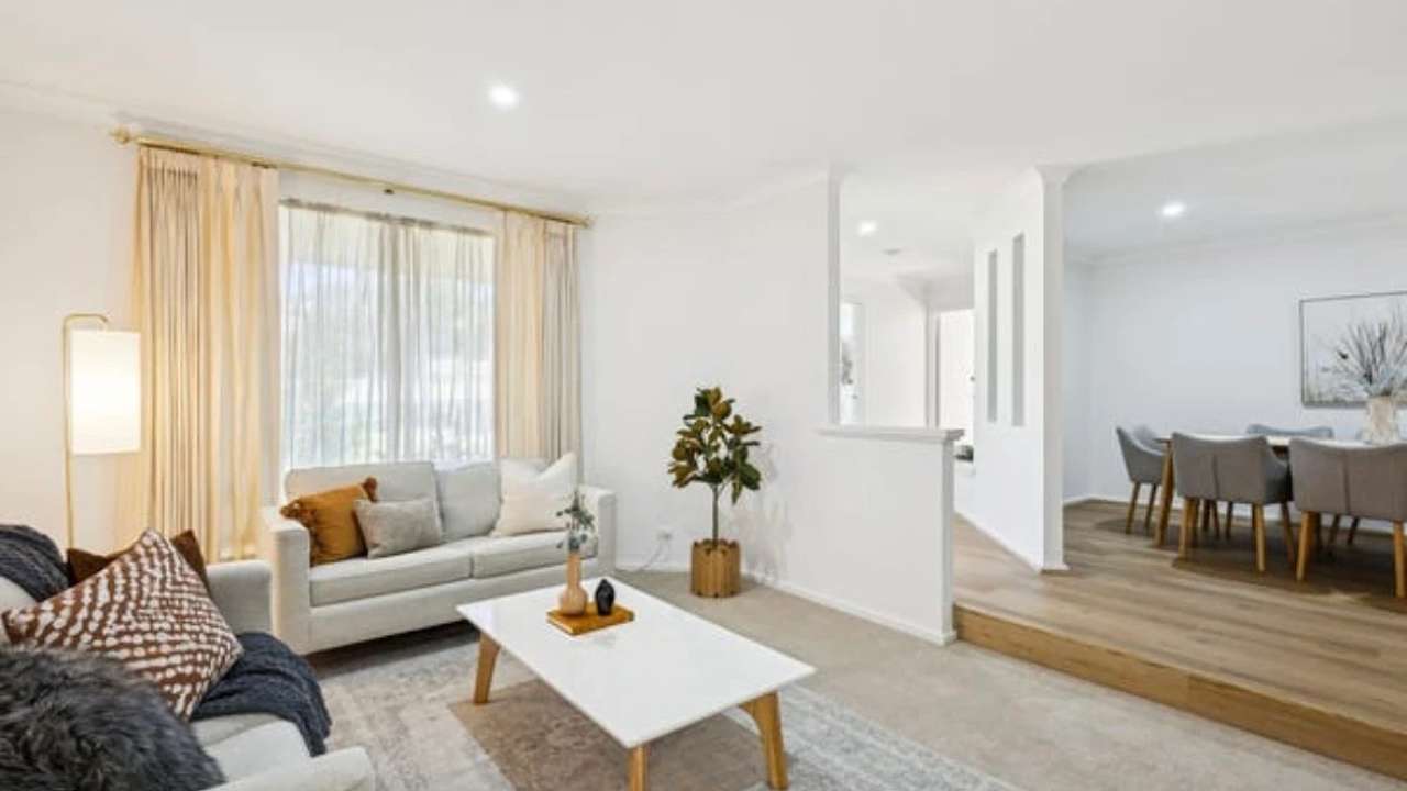 Unfurnished room in a share house