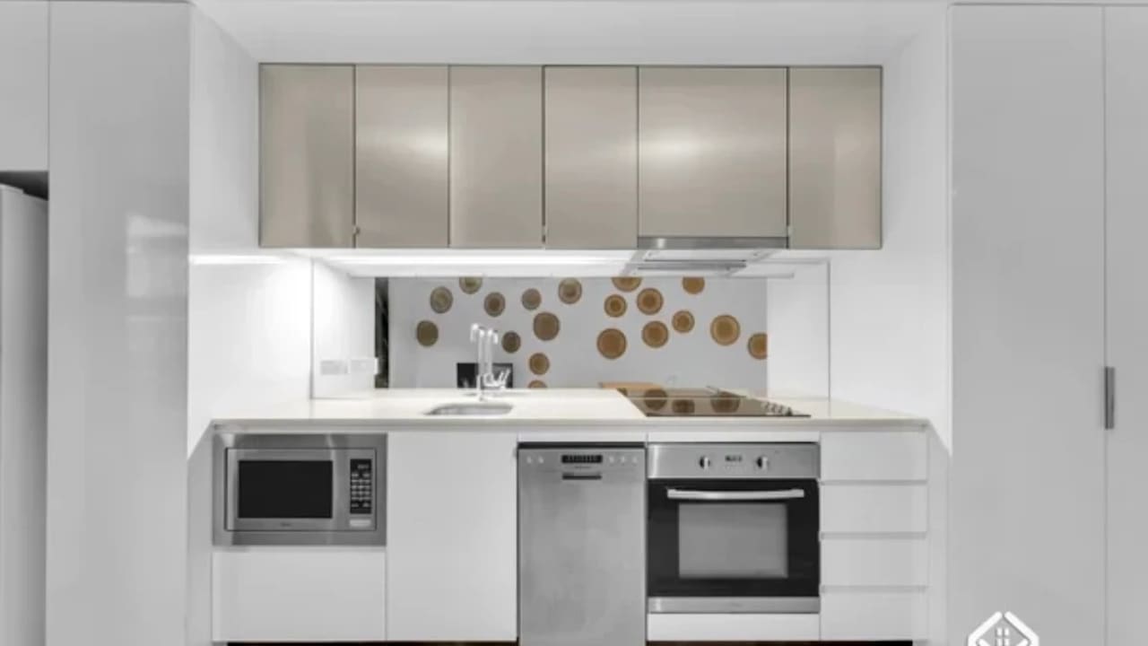 Whole property with 2 rooms for rent