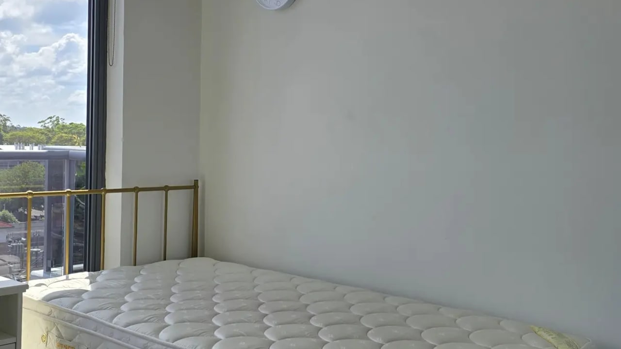 Furnished room with own bathroom