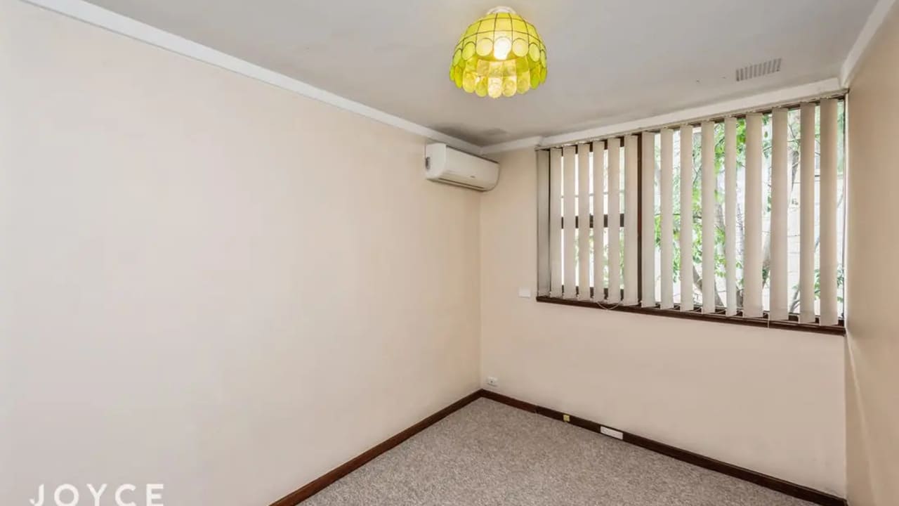 Unfurnished room in a share house