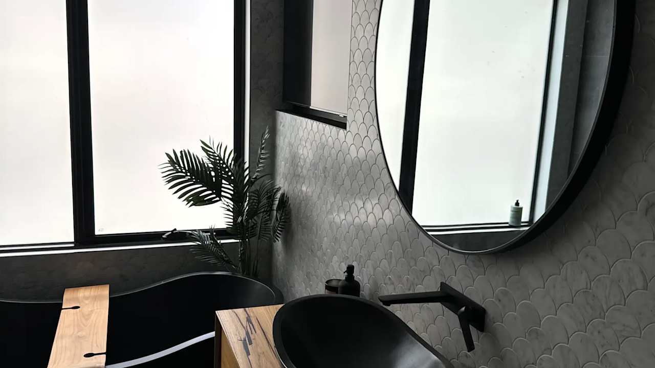 Furnished room with own bathroom
