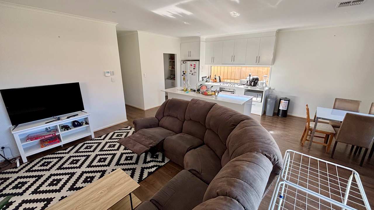 Room with ensuite in a share house