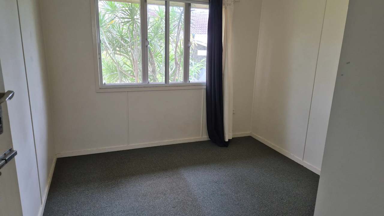 Unfurnished room in a share house