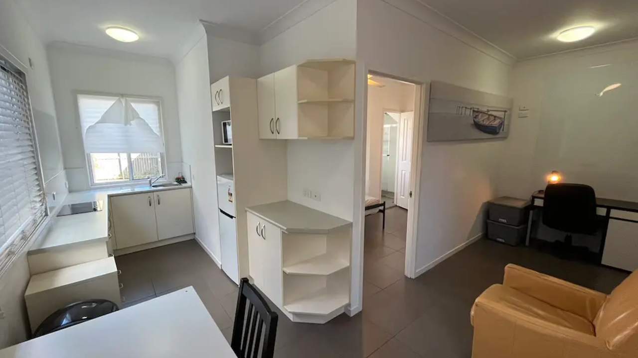 Furnished room granny flat for rent