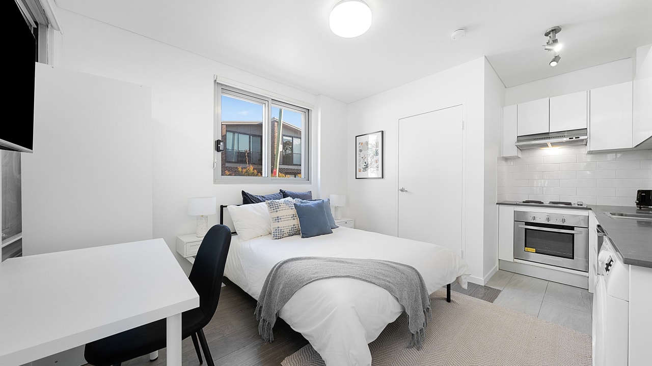 Room studio flat for rent