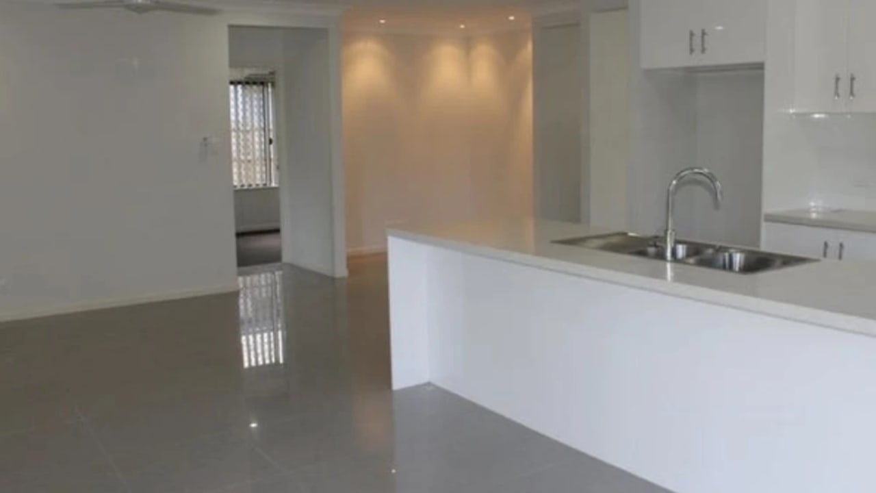 Room in a share house
