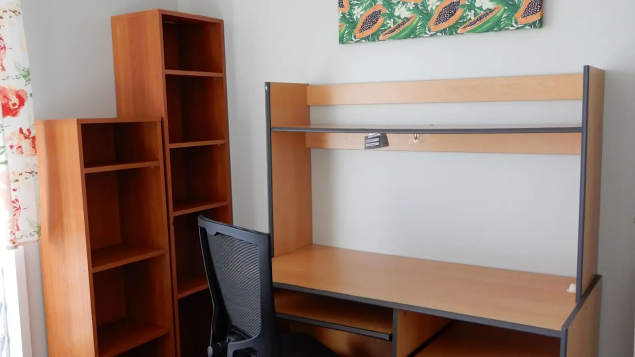 Furnished room in a share house