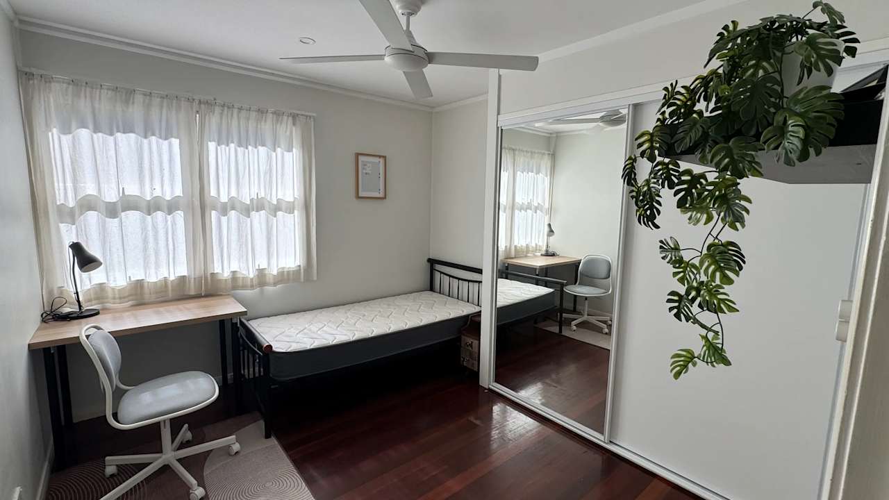 Furnished room with own bathroom