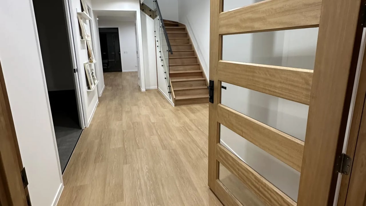 Room with ensuite in a share house