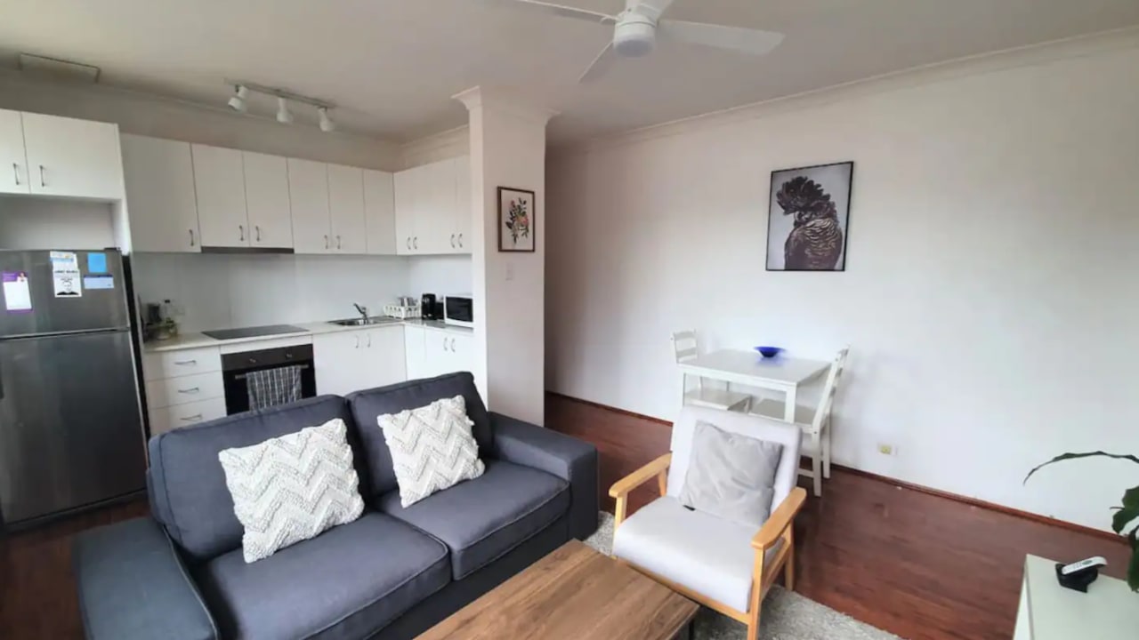 Whole property with 2 rooms for rent