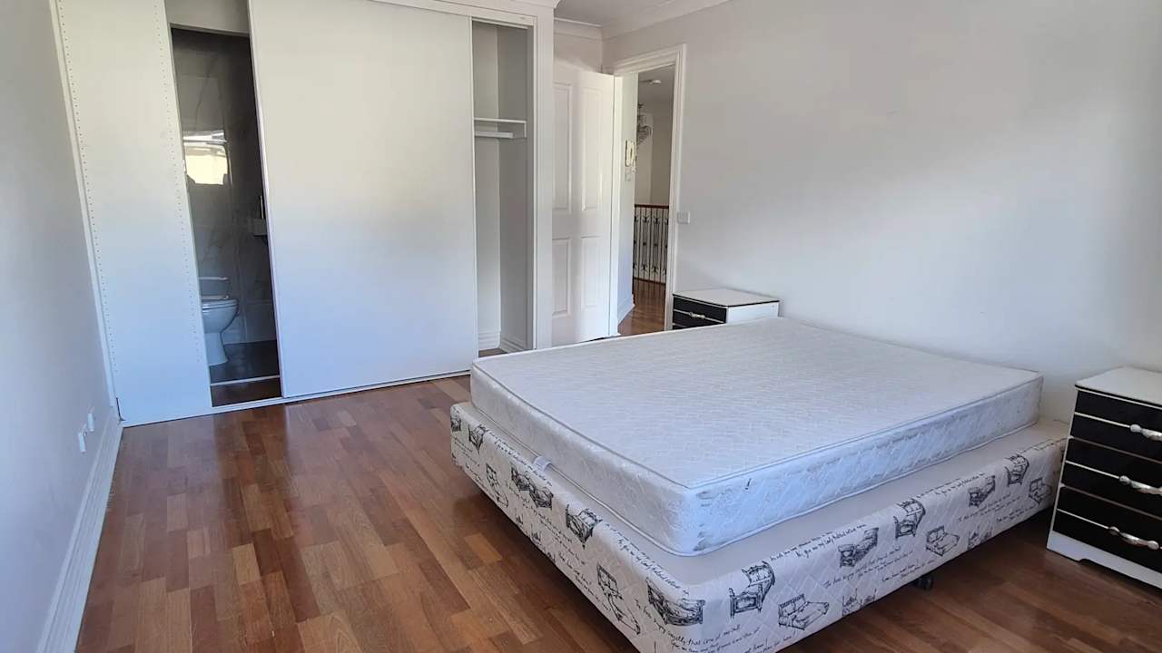 Room with ensuite in a share house