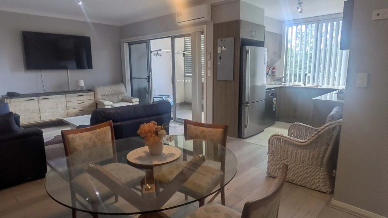 Whole property with 2 rooms for rent