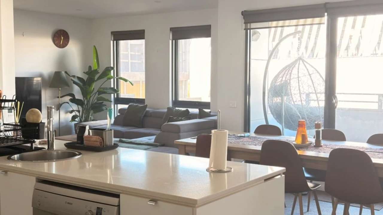 Unfurnished room with own bathroom