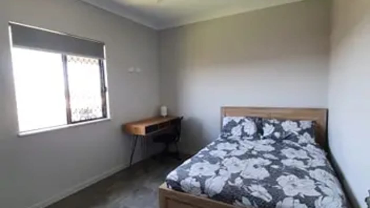 Furnished room in a share house