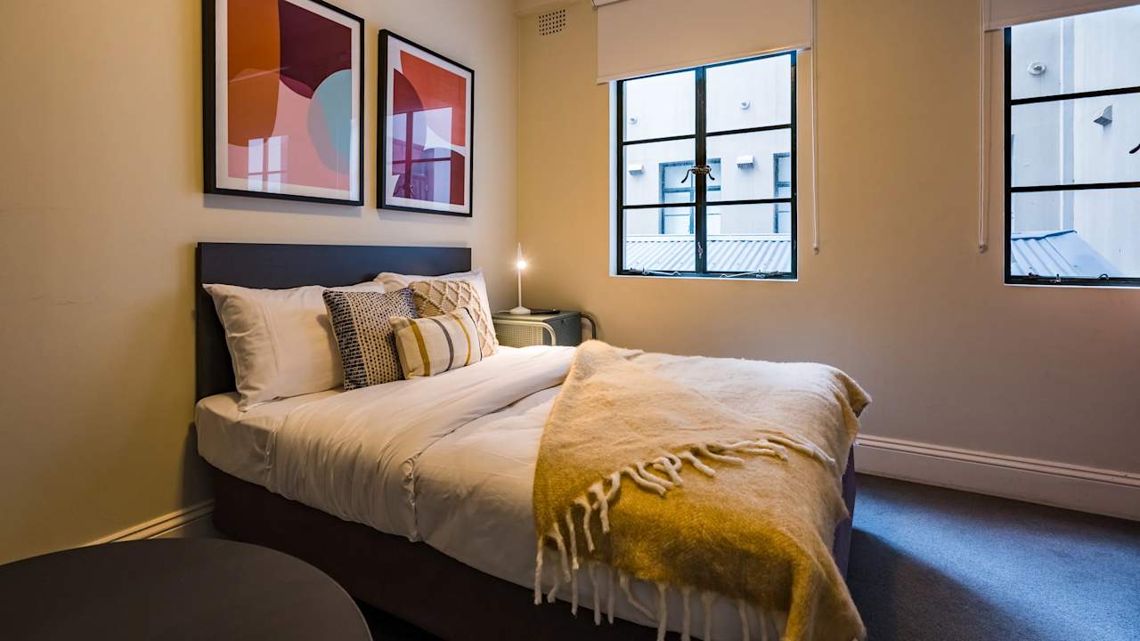 Furnished room studio flat for rent