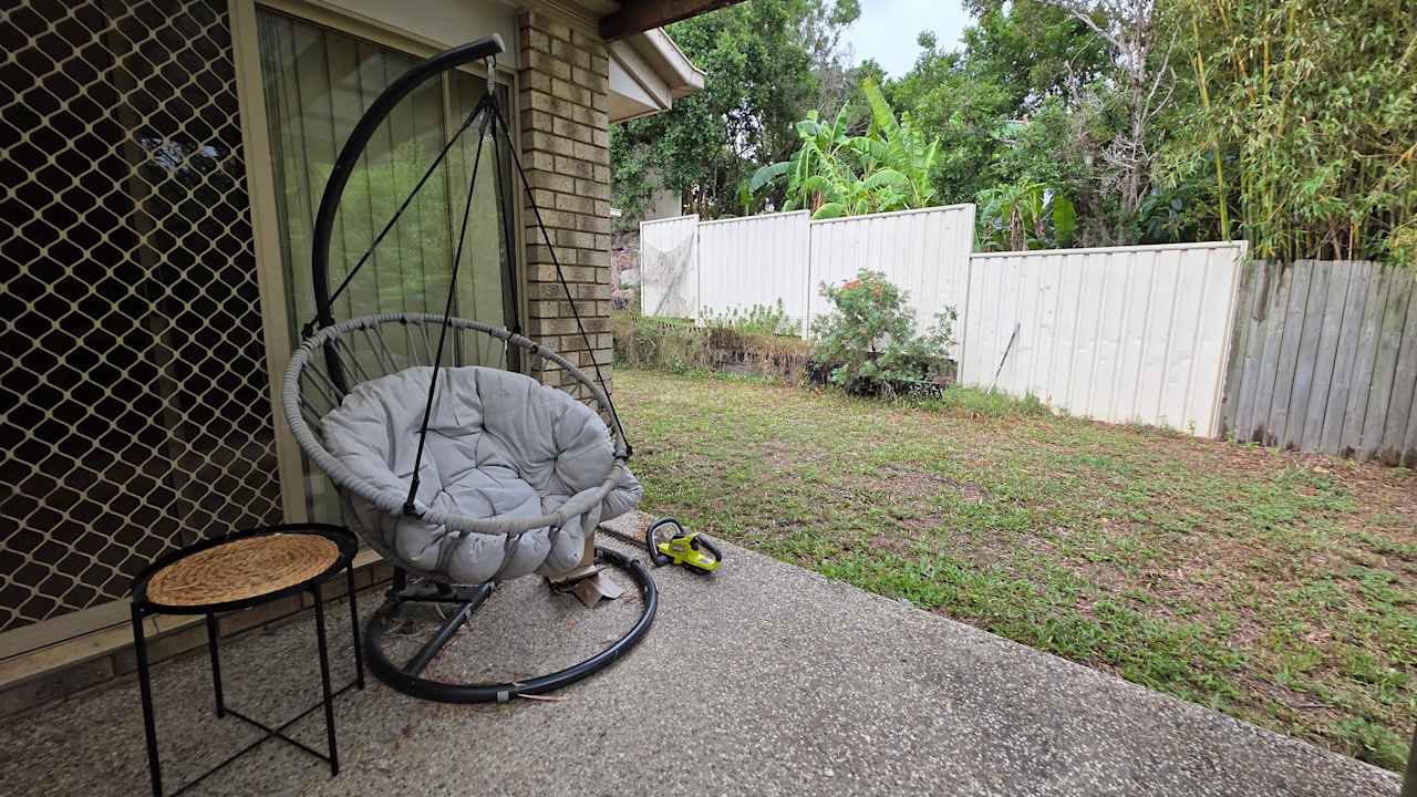 Unfurnished room with own bathroom
