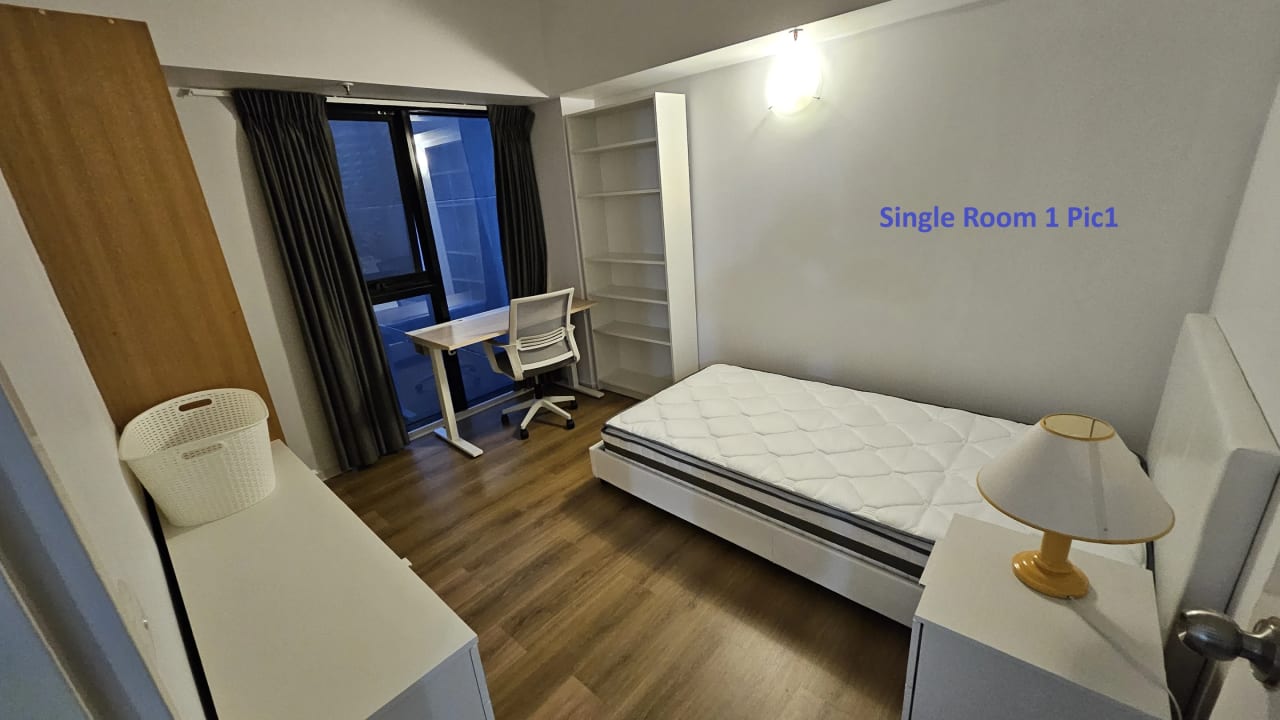 Furnished room in a flatshare