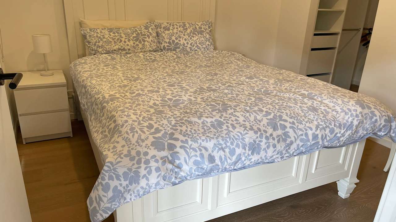 Furnished room with own bathroom