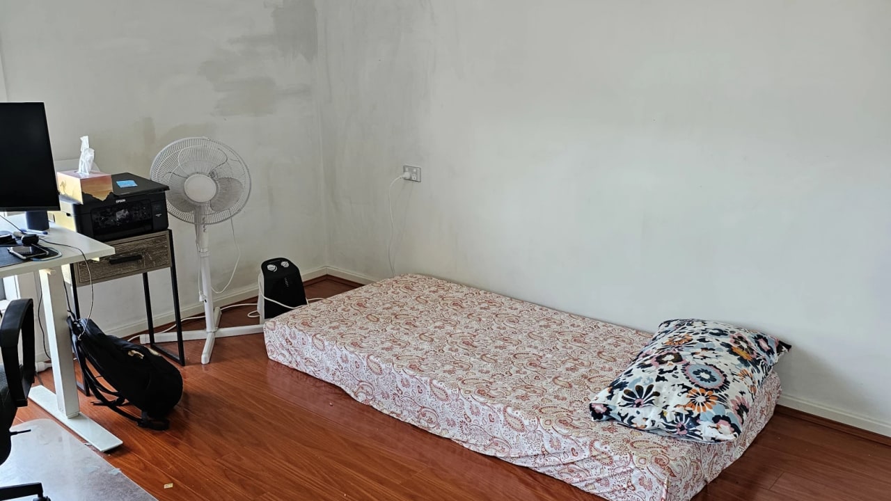 Furnished room with own bathroom