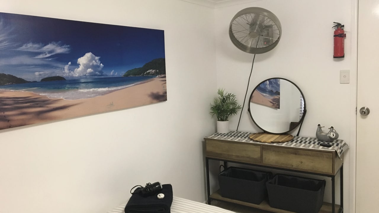 Furnished room in a share house