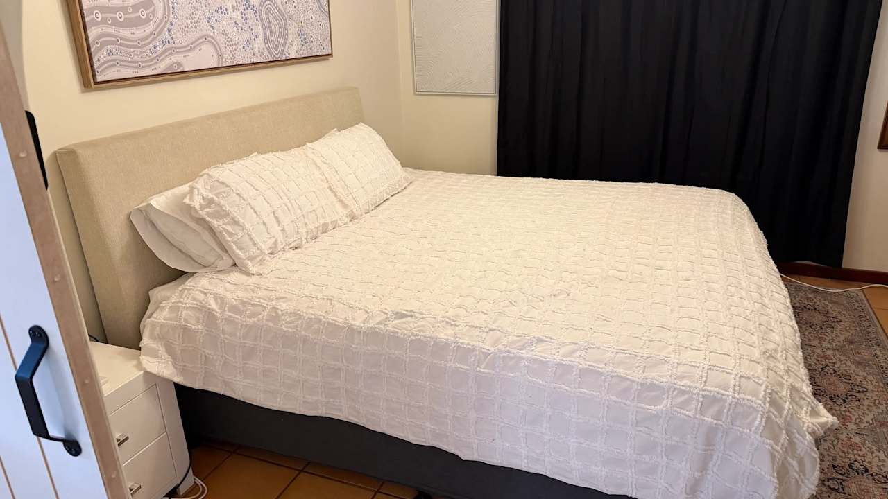 Furnished room with own bathroom