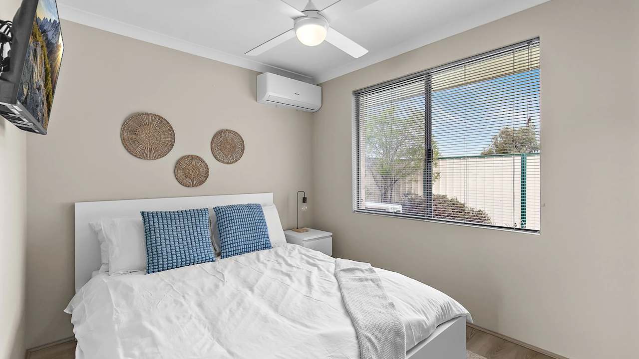 Furnished room with ensuite in a share house