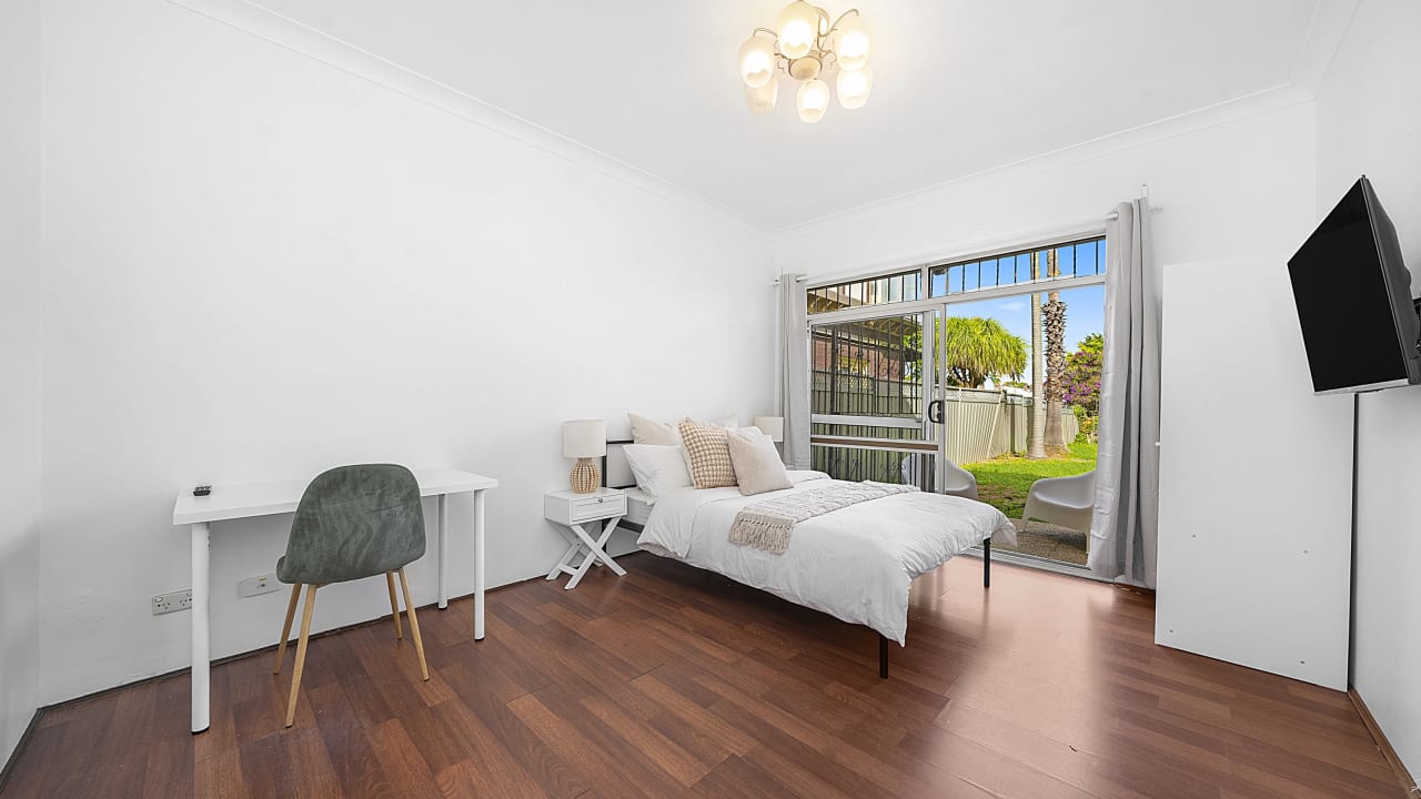 Room with ensuite in a share house