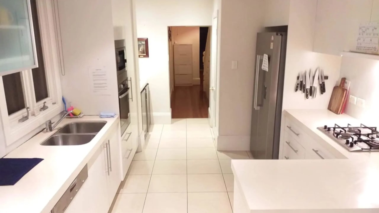 Furnished room in a share house