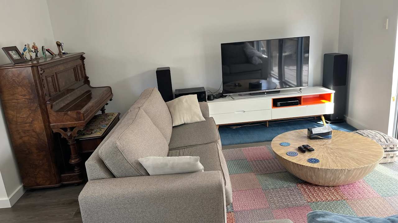 Room in a share house