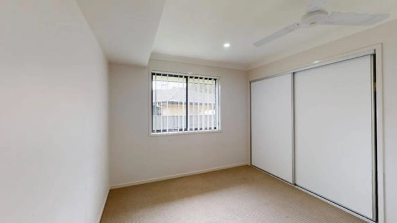 Unfurnished room in a share house