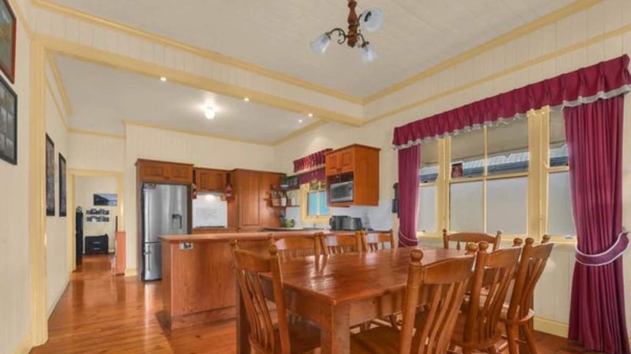 Unfurnished room in a share house