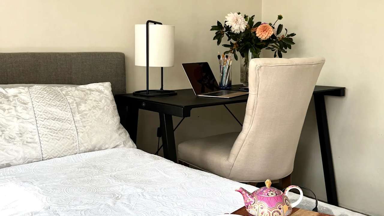 Furnished room in a flatshare