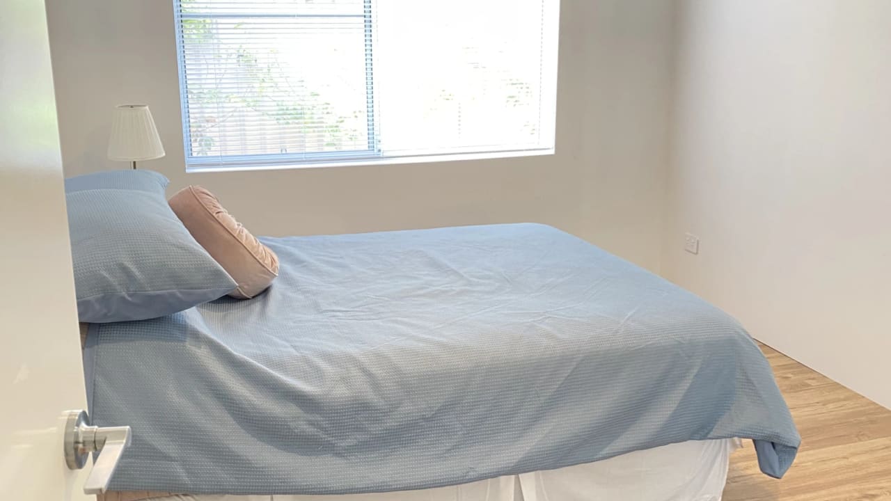 Furnished room with own bathroom