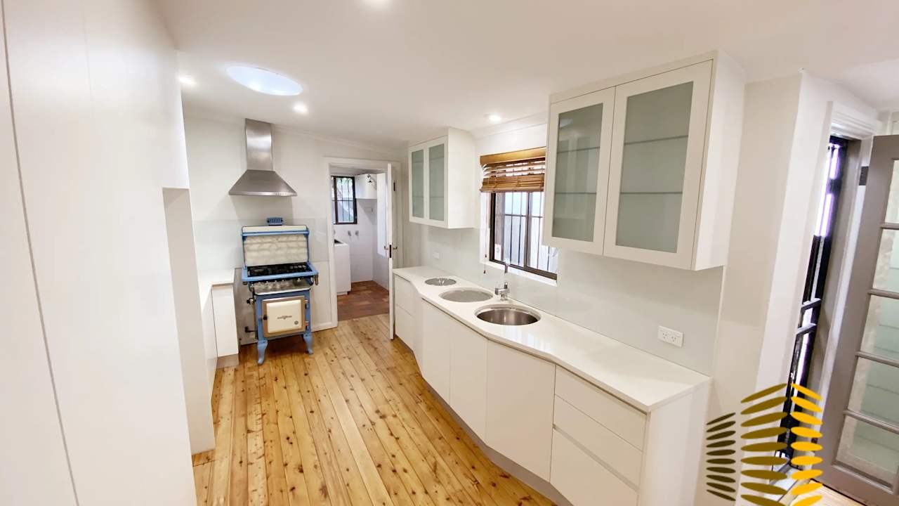 Whole property with 2 rooms for rent