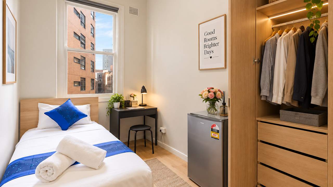 Furnished room in a share house