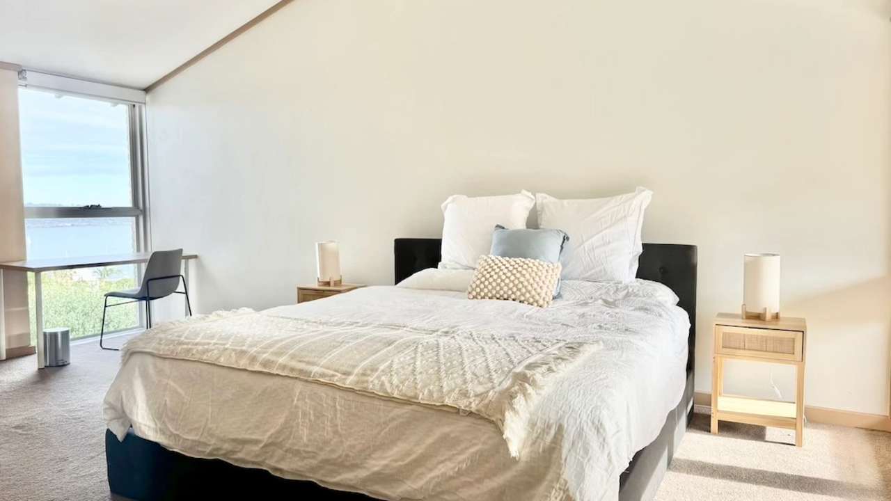Furnished room with ensuite in a share house