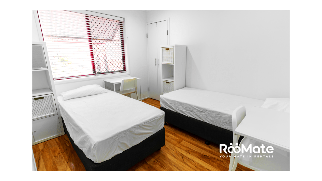 Furnished room with own bathroom