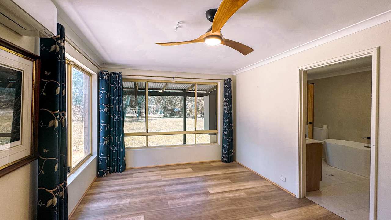 Unfurnished room with ensuite in a share house