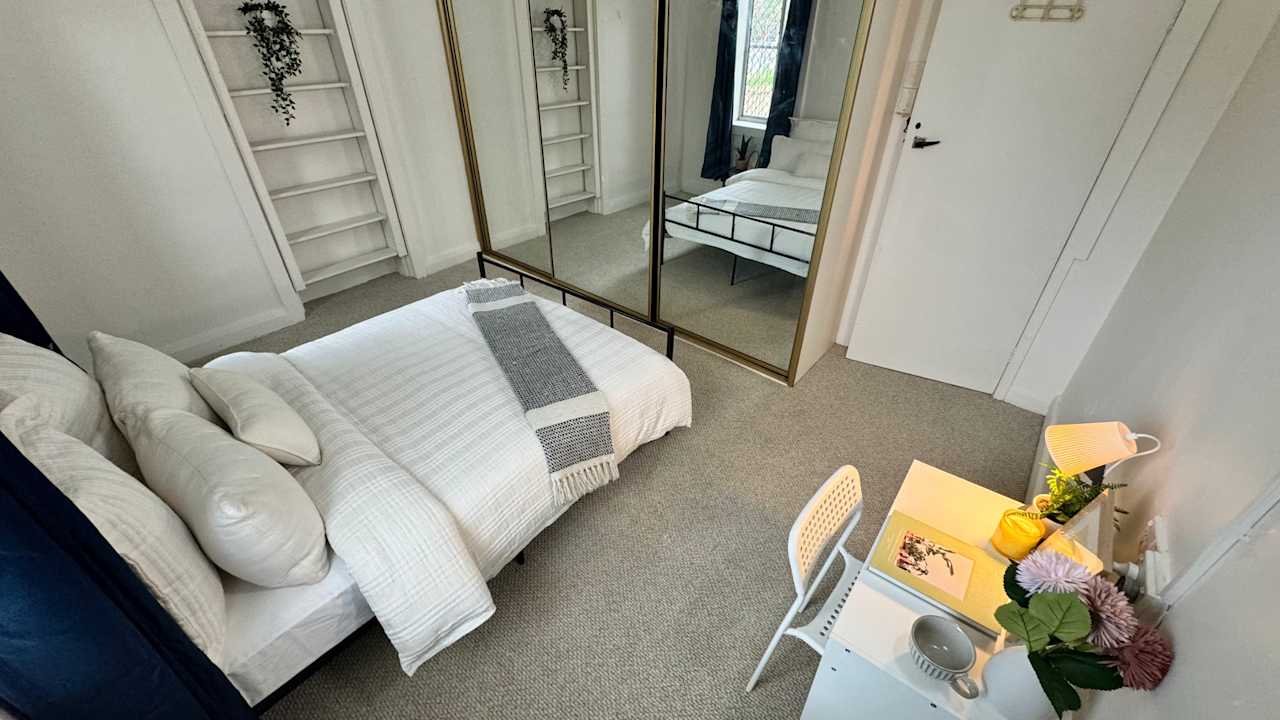 Whole property with 5 rooms for rent