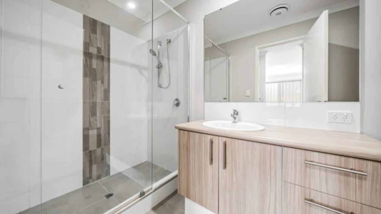 Unfurnished room with ensuite in a share house