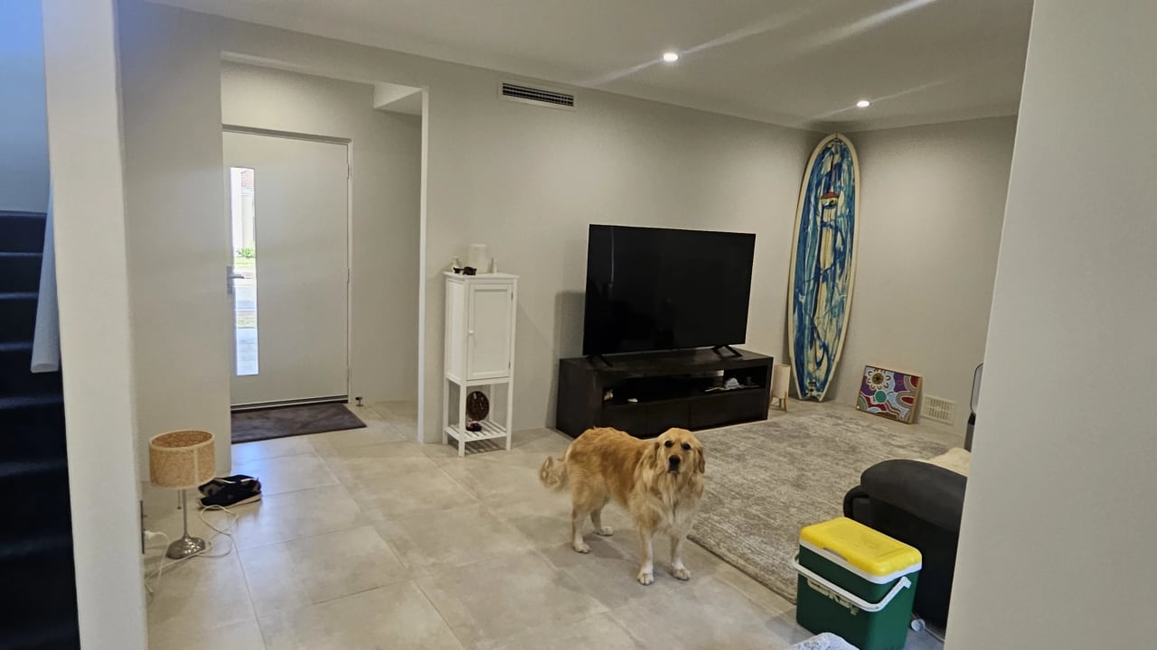 Room in a share house