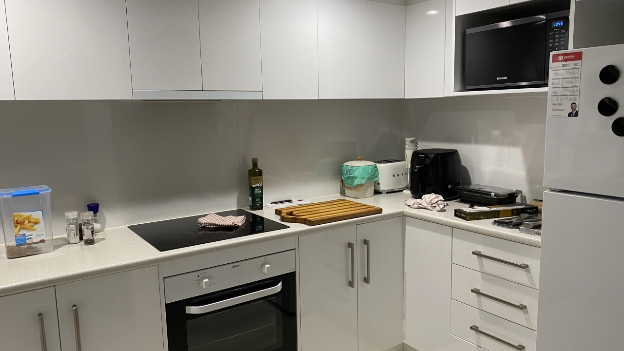 Furnished room in a share house