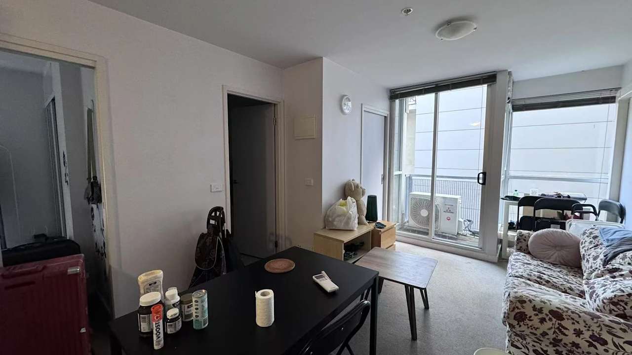 Furnished room in a flatshare