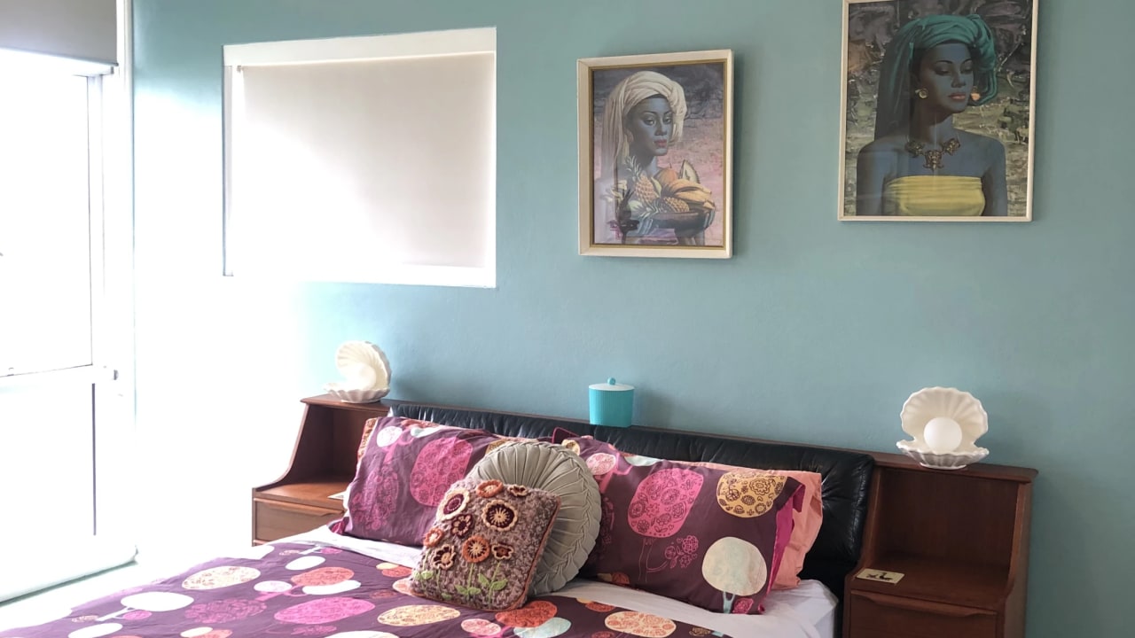 Whole property with 2 rooms for rent