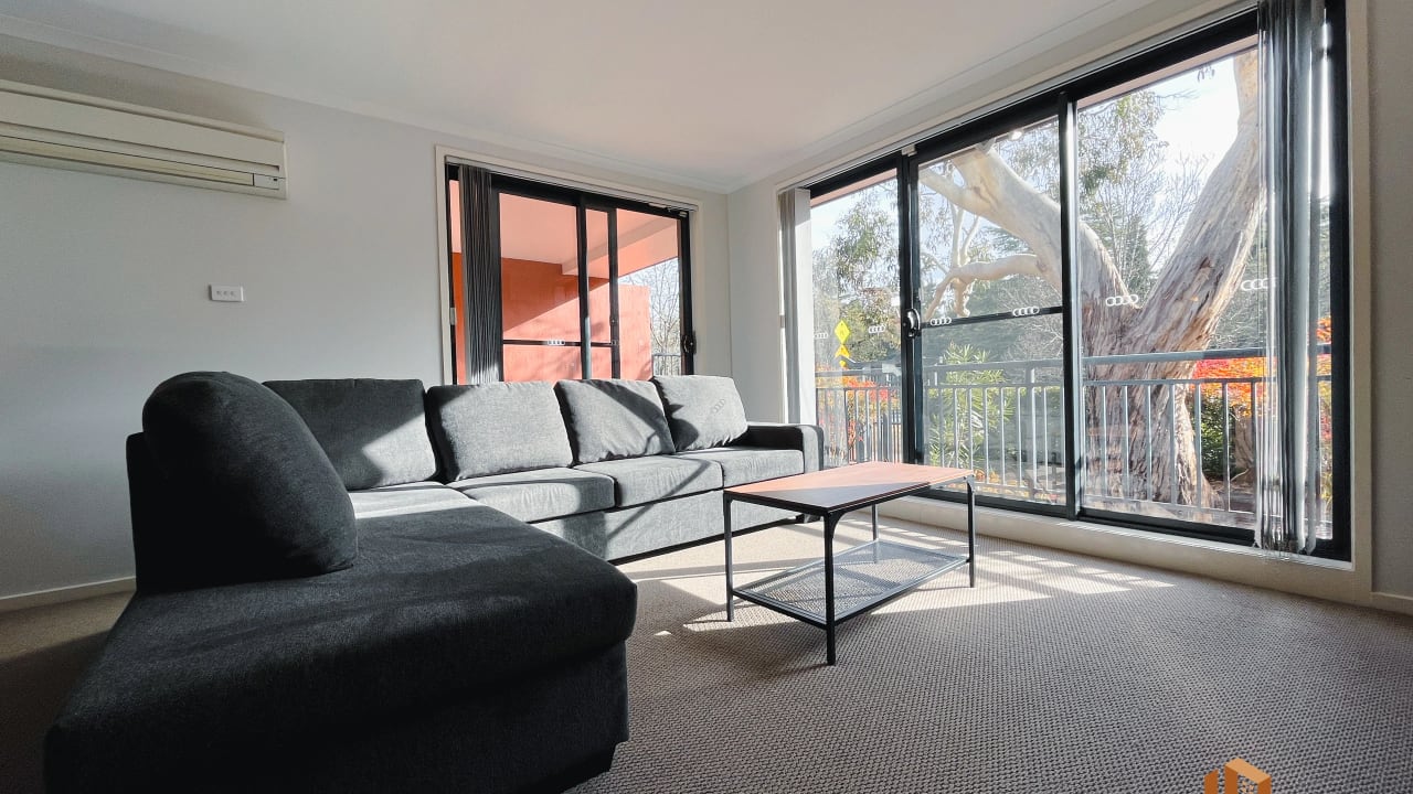 Furnished room with ensuite in a share house